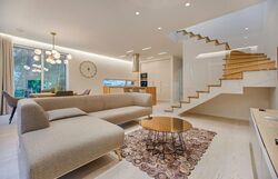 Tessensohn Road (D8), Terrace #581872301